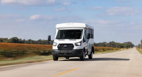 Collins MPV vs. Alternative Transportation: Why Collins Is the Safer Choice 